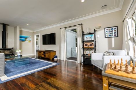 Photo of property in 9 The Close, Greenhithe, Auckland, 0632