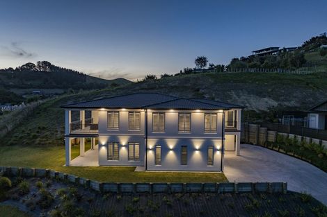 Photo of property in 1 Ridgeway Terrace, Taradale, Napier, 4112