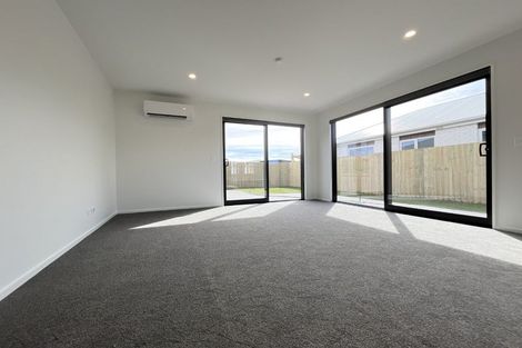 Photo of property in 29 Rita Angus Road, Belfast, 8051