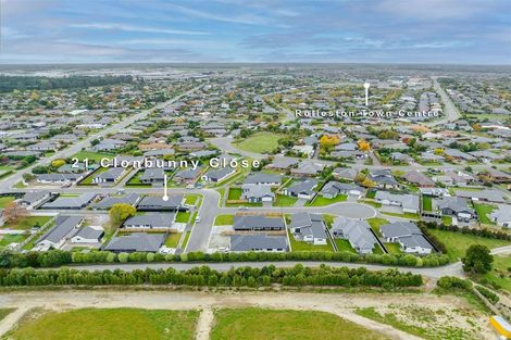 Photo of property in 21 Clonbunny Close, Rolleston, 7614