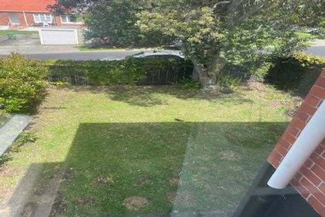 Photo of property in 1/45 Rawhiti Road, One Tree Hill, Auckland, 1061