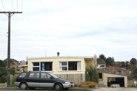 Photo of property in 30 Annandale Street, Lynmouth, New Plymouth, 4310