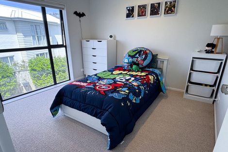 Photo of property in 24 Arthur Rolfe Lane, Swanson, Auckland, 0614
