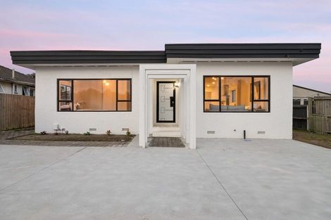 Photo of property in 86 Racecourse Road, Sockburn, Christchurch, 8042