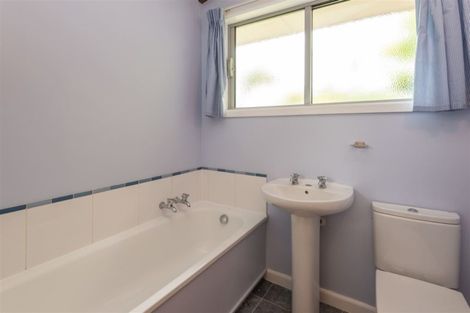 Photo of property in 132 Condell Avenue, Papanui, Christchurch, 8053