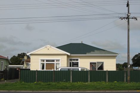 Photo of property in 15a High Street West, Waitara, 4320