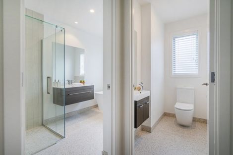 Photo of property in 7 Awatea Drive, Whitianga, 3510