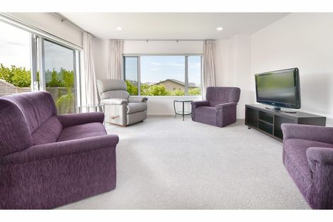 Photo of property in 8 Bayview Park Lane, Orewa, 0931