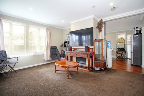 Photo of property in 81 Fairburn Road, Otahuhu, Auckland, 1062