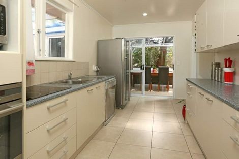 Photo of property in 60 Glendene Avenue, Glendene, Auckland, 0602