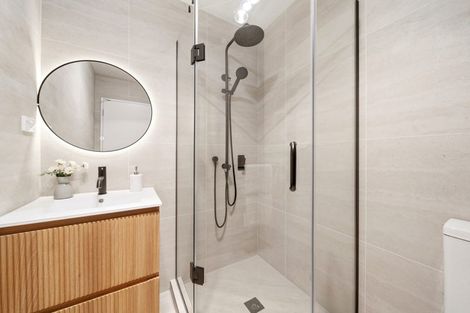 Photo of property in 18b Sunnyhill Crescent, Sunnyhills, Auckland, 2010