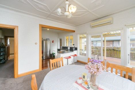 Photo of property in 18 Mahoe Avenue, Takaro, Palmerston North, 4410