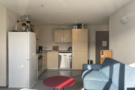 Photo of property in Dual Apartments, 411/142 Vivian Street, Te Aro, Wellington, 6011