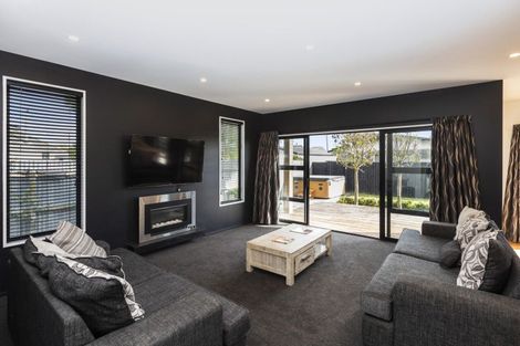 Photo of property in 131a Bower Avenue, New Brighton, Christchurch, 8083