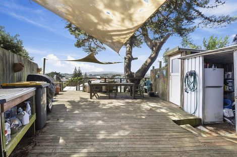 Photo of property in 44 View Road, Titahi Bay, Porirua, 5022