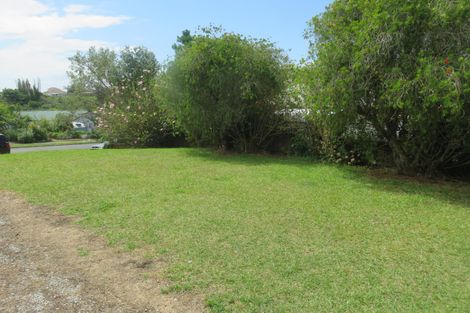 Photo of property in 24 Paradise Road, Coopers Beach, 0420