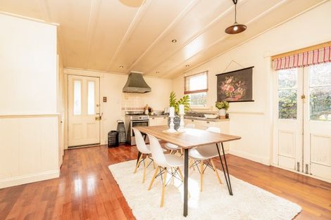 Photo of property in 1 Knighton Road, Hillcrest, Hamilton, 3216