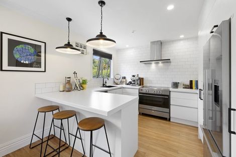 Photo of property in 39 Lorna Street, Lynmouth, New Plymouth, 4310