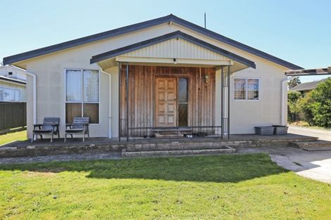 Photo of property in 207 Garnett Street, Raureka, Hastings, 4120