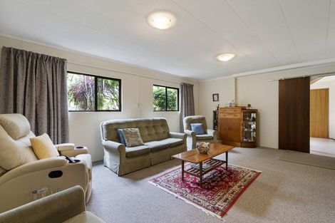 Photo of property in 28 Jandell Crescent, Bucklands Beach, Auckland, 2014