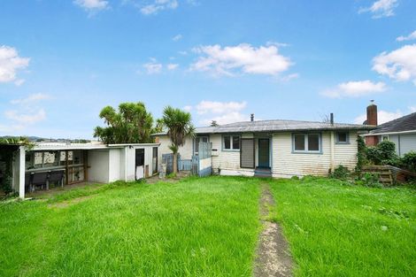 Photo of property in 10 Ribblesdale Road, Henderson, Auckland, 0612