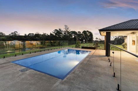 Photo of property in 43e Terry Smyth Drive, Kumeu, 0892