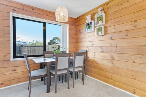 Photo of property in 2/20 Tennessee Avenue, Mangere East, Auckland, 2024