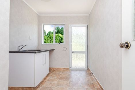 Photo of property in 208 Adelaide Road, Dannevirke, 4930