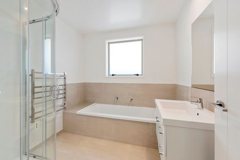 Photo of property in 42 Te Kio Crescent, Papamoa Beach, Papamoa, 3118