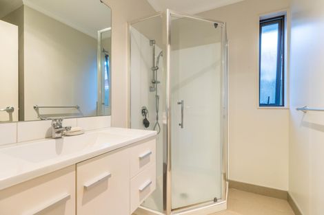 Photo of property in 20 Tarapiroe Avenue, Takanini, 2112