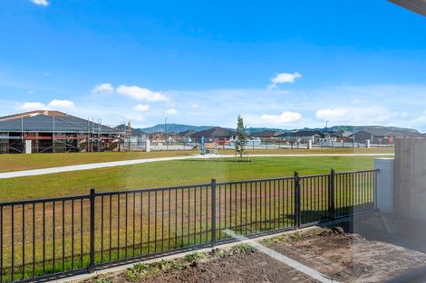 Photo of property in 42 Te Kio Crescent, Papamoa Beach, Papamoa, 3118