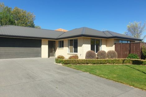 Photo of property in 12 Anglem Way, Northwood, Christchurch, 8051