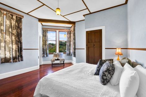 Photo of property in 68 Collins Street, Hawera, 4610