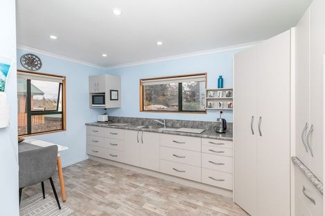 Photo of property in 64 Dixon Road, Glenview, Hamilton, 3206