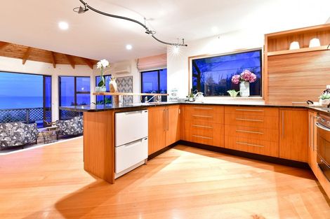 Photo of property in 33 Whale Cove, Stanmore Bay, Whangaparaoa, 0932