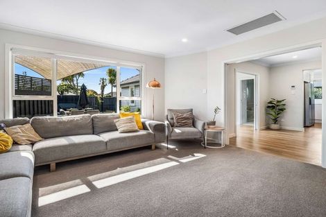 Photo of property in 14 Centaurus Road, Cashmere, Christchurch, 8022