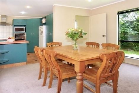 Photo of property in 51 Sunrise Boulevard, Tawa, Wellington, 5028