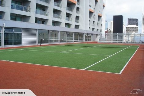 Photo of property in Scene One Apartments, 403/2 Beach Road, Auckland Central, Auckland, 1010