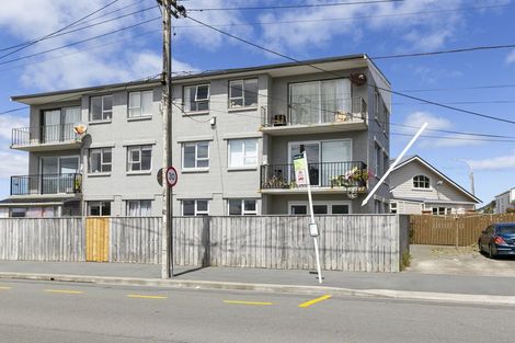 Photo of property in 1/102 Lyall Parade, Lyall Bay, Wellington, 6022