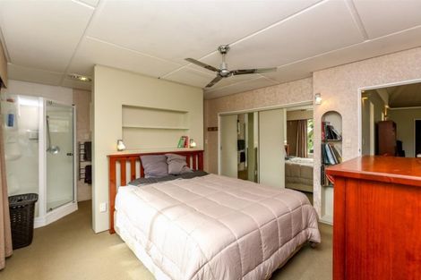 Photo of property in 35 Lorna Street, Lynmouth, New Plymouth, 4310