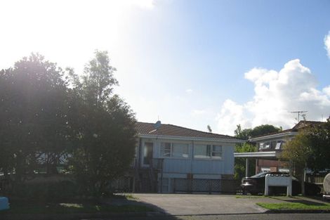 Photo of property in 4/11 Cruickshank Crescent, Meadowbank, Auckland, 1072