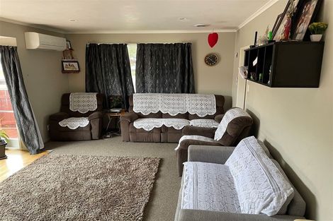 Photo of property in 39 Rhonda Avenue, Deanwell, Hamilton, 3206