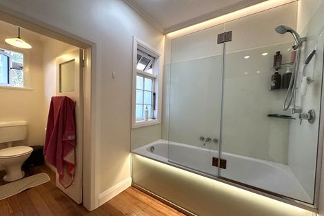 Photo of property in 2/43 Tahunanui Drive, Tahunanui, Nelson, 7011