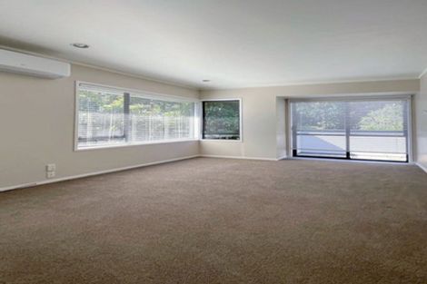 Photo of property in 17a Karetu Road, Greenlane, Auckland, 1051