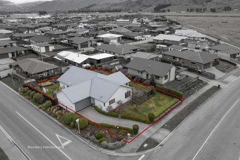 Photo of property in 30 Waenga Drive, Cromwell, 9310