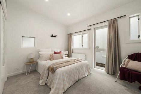 Photo of property in 31a Ngatoto Street, Khandallah, Wellington, 6035