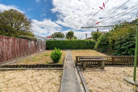 Photo of property in 39 Oakland Street, Andersons Bay, Dunedin, 9013