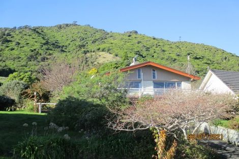 Photo of property in 135 Winara Avenue, Waikanae, 5036