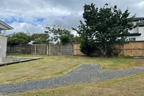 Photo of property in 2/2 Pine Terrace, Howick, Auckland, 2014