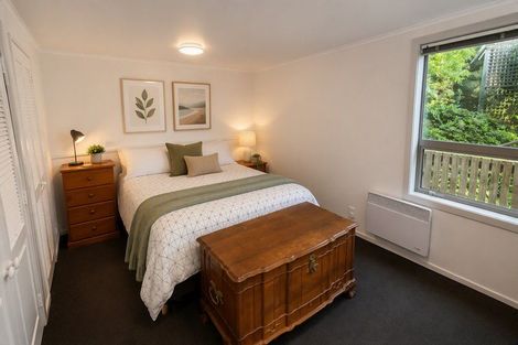 Photo of property in 76 Dowse Drive, Maungaraki, Lower Hutt, 5010